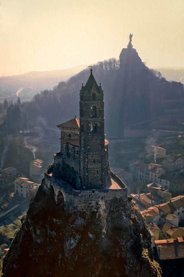 Une Coquille Sous L'Oreiller Le Puy-en-Velay Экстерьер фото