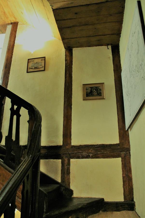 Une Coquille Sous L'Oreiller Le Puy-en-Velay Экстерьер фото